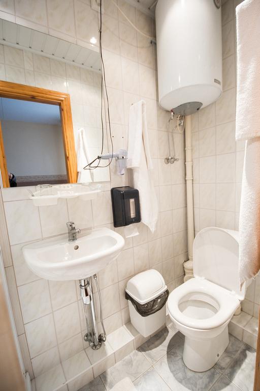 فندق Sveciu Namai Linges Nemėžis المظهر الخارجي الصورة